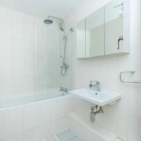 Апартаменты 2Br Balcony, Battersea, 5Min Clapham Junction St Лондон Экстерьер фото